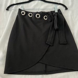 Black skirt